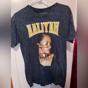 Aaliyah T shirt